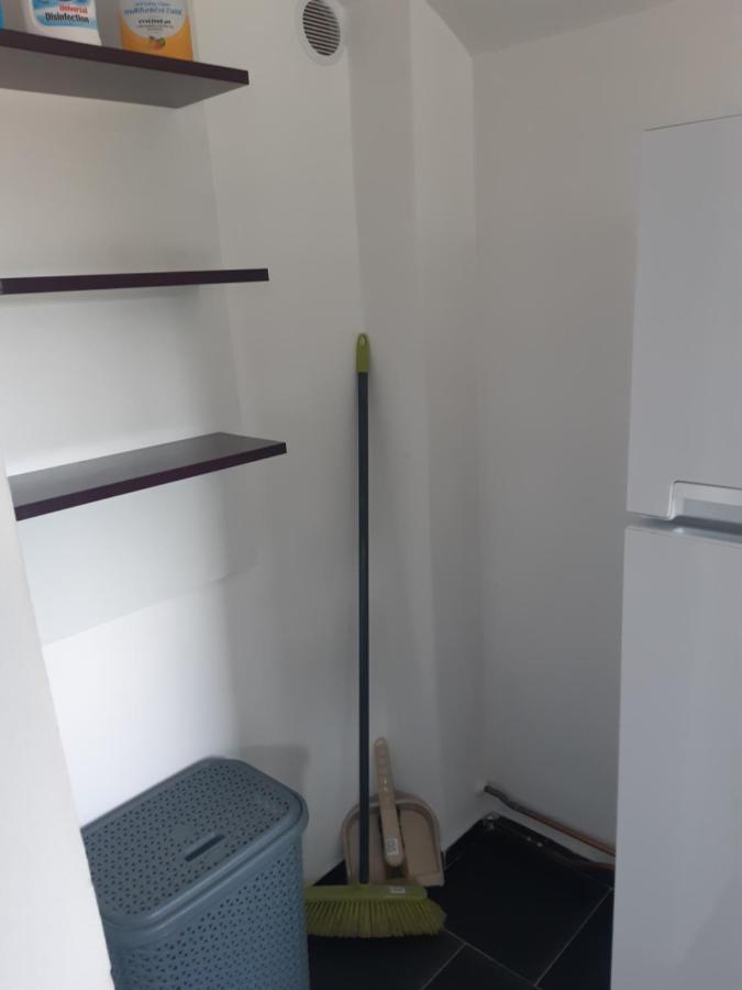 Apartman V Rodinnem Dome Jaromer Exterior photo
